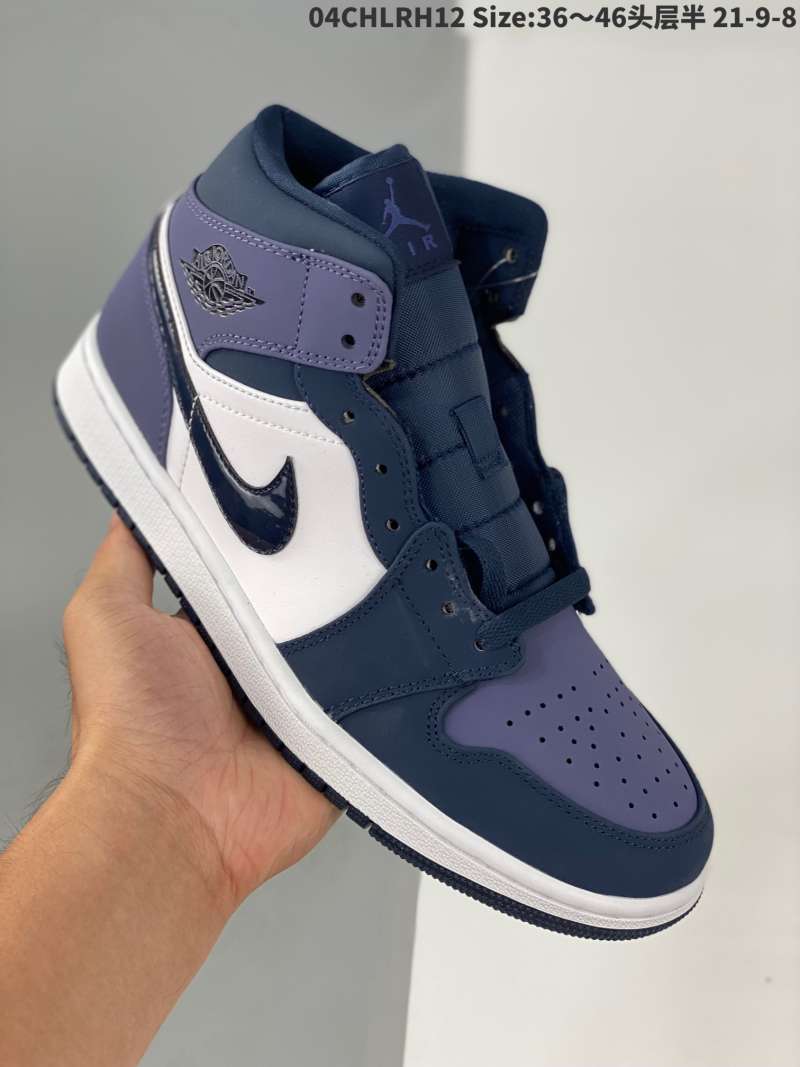 Jual Nike Air Jordan 1 low aj1 Jordan 1 mid top basketball shoe soft  leather 553558 size 36.5 37.5 - 41 di Seller Cai Wu Official Store -  Indonesia | Blibli