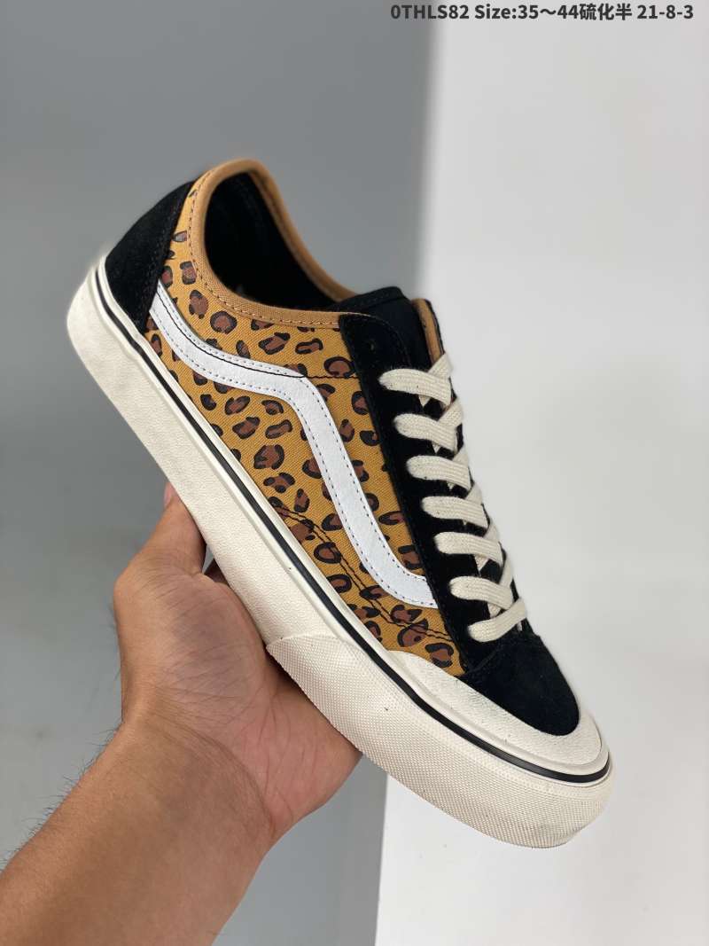 vans 36 decon leopard
