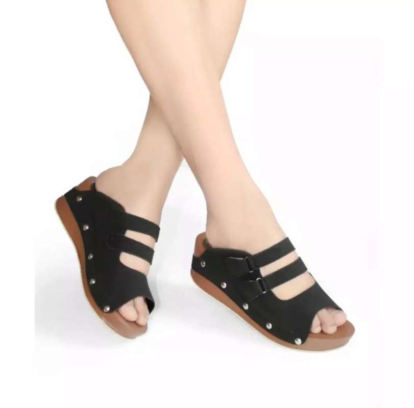 on trend sandals