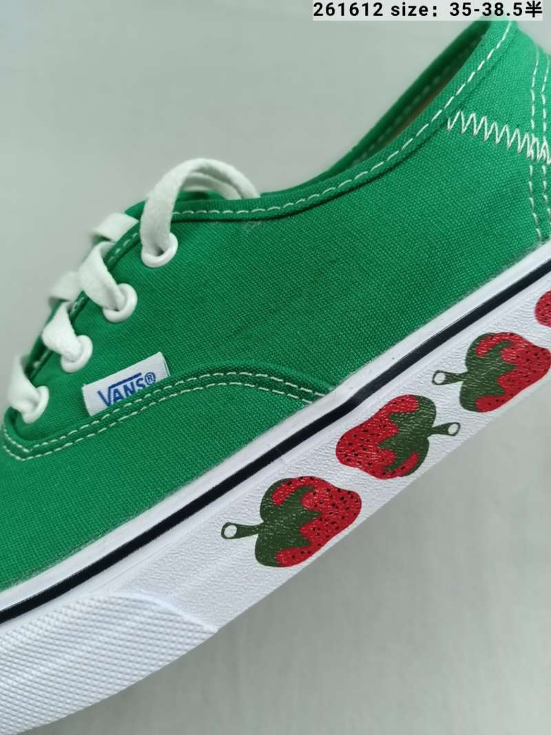 vans authentic green strawberry