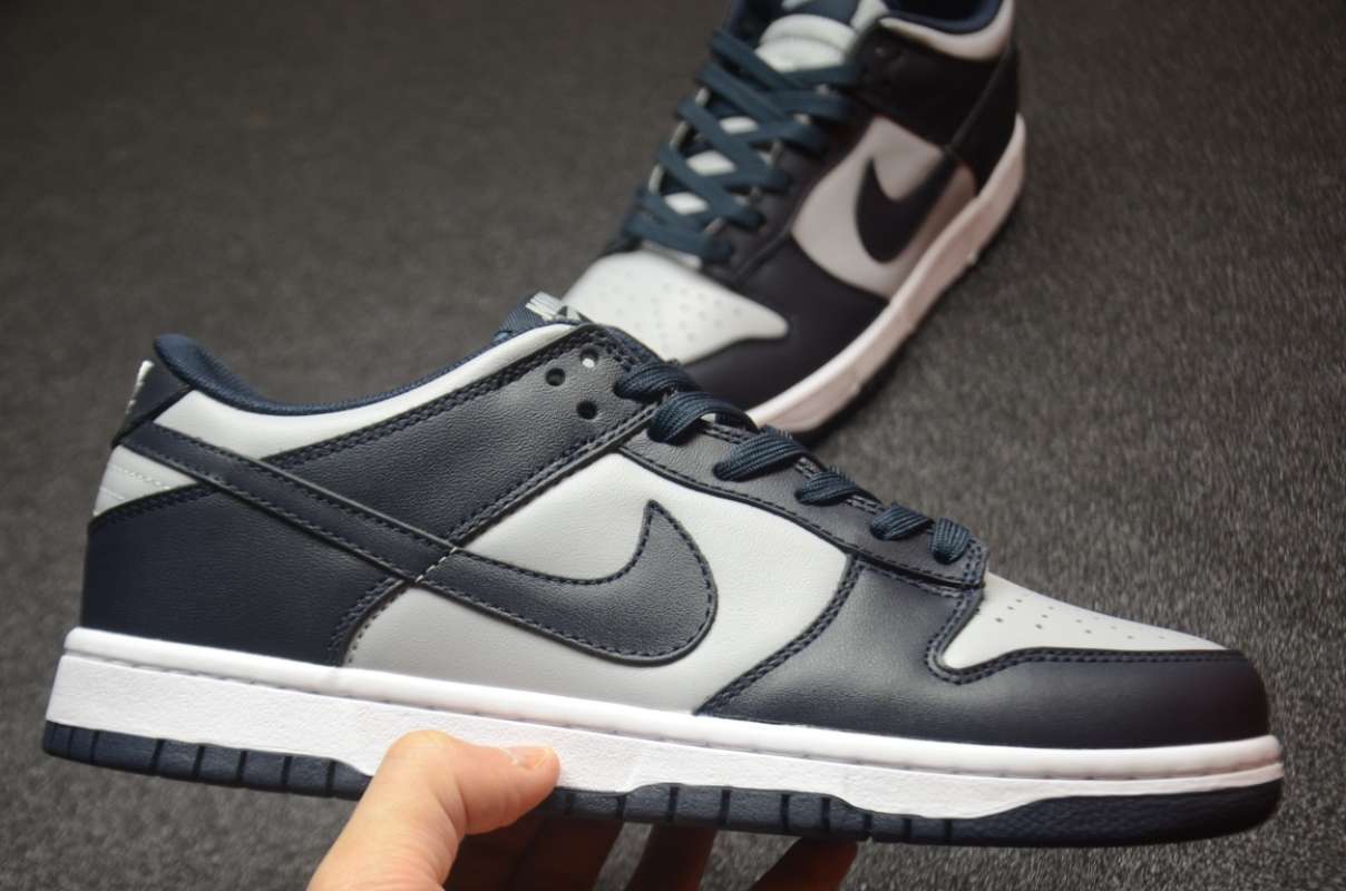 nike sb dunk georgetown