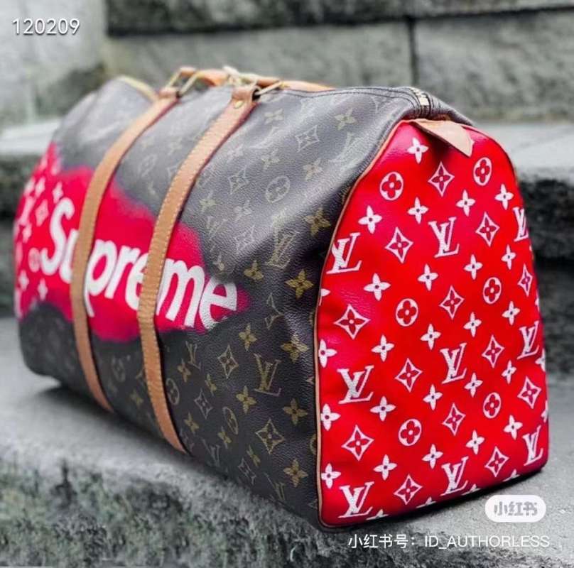 Harga tas supreme louis vuitton hotsell