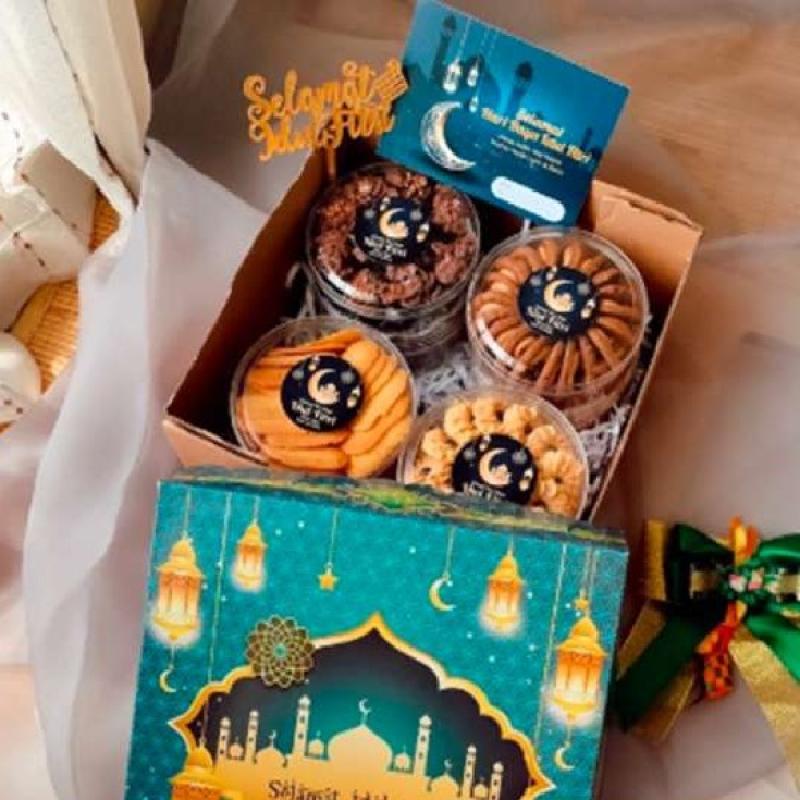 Jual Ready Hampers Kue Kering Lebaran Isi 8 Toples | Parcel Ramadan - Pilih di Seller Hamper Kekinian - Kab. Bekasi, Jawa Barat | Blibli
