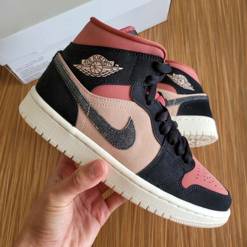 Air jordan shop 1 mid burgundy