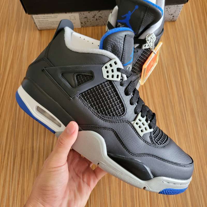 Air Jordan Retro Motorsports Alternate 2017 || white oreo black blue