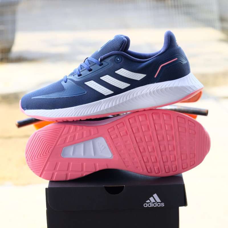 Promo Sepatu Running Wanita Adidas Run 
