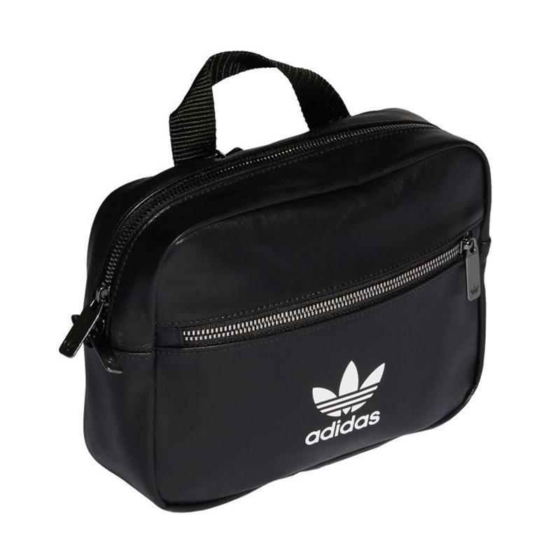 mini airliner adidas