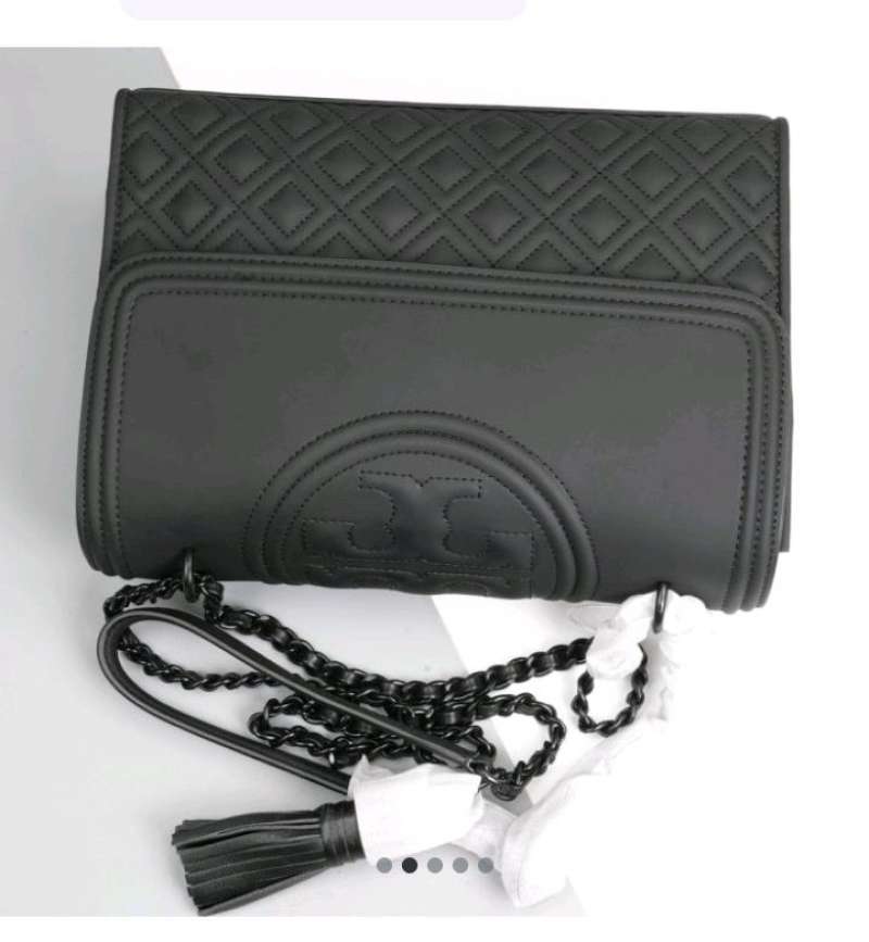 Promo TORY BURCH 39928 fleming matte black Quilted Convertible S bag Diskon  12% di Seller THASIANBLESS - Petukangan Utara, Kota Jakarta Selatan | Blibli