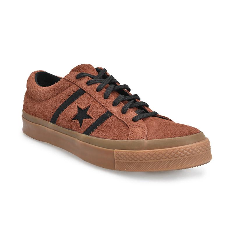 Jual Converse One Star Academy Sepatu Sneaker Pria Cinnamon Black Gum Honey Con165949c Online Oktober 2020 Blibli Com