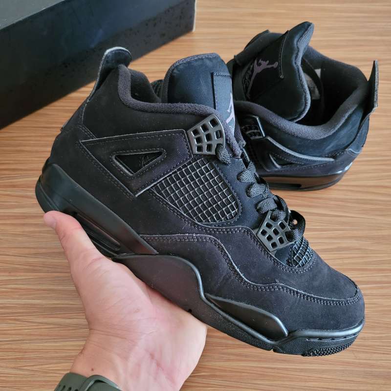 Jordan 4 triple black sale