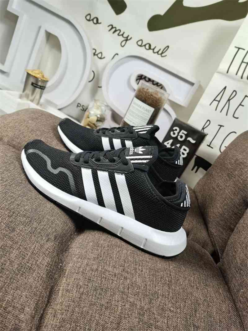 Jual Adidas SWIFT RUN X NMD Men Women Sports Outdoor Activities