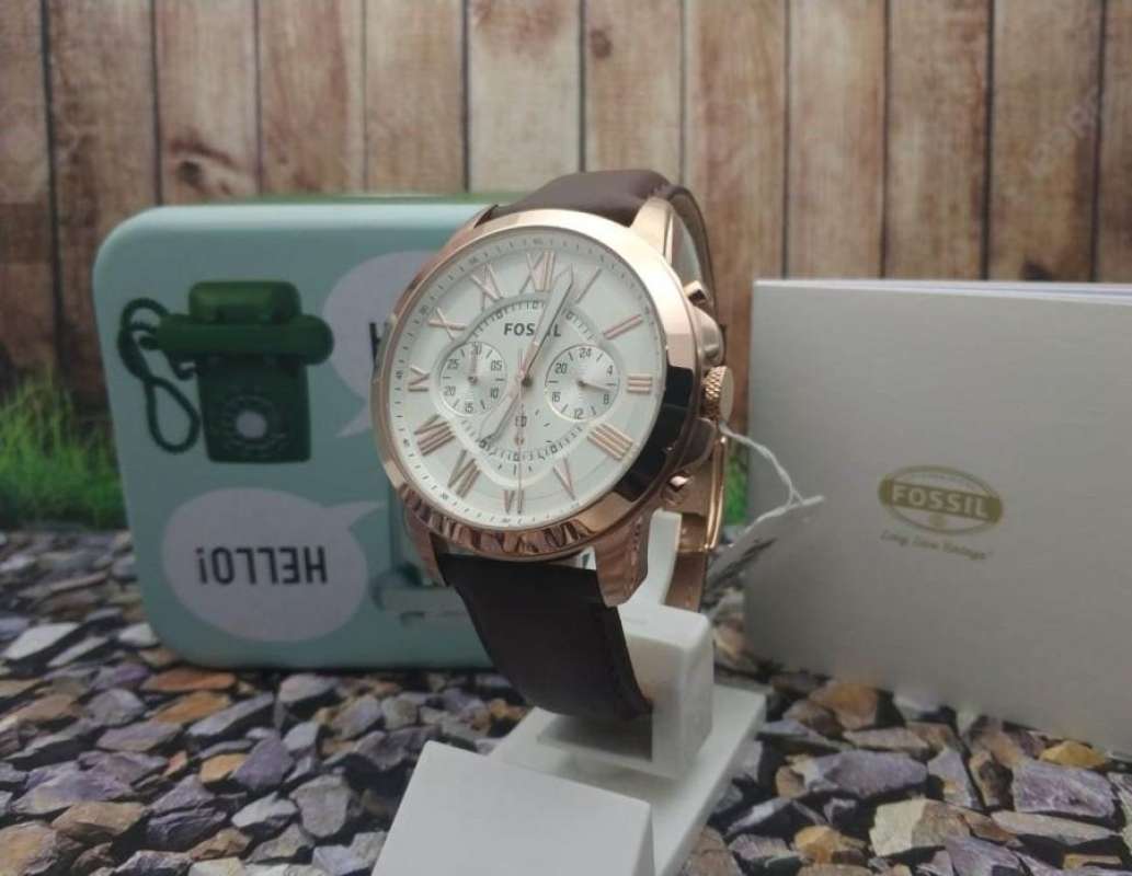 Fossil Grant Chronograph Analog Jam Tangan Pria Kulit FS4991 Original