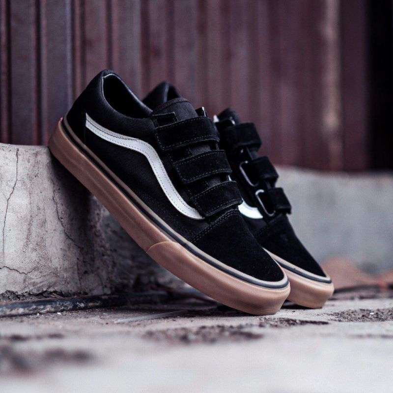 Sepatu vans old skool black sale gum