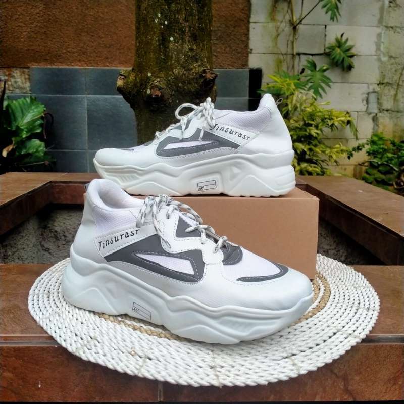 Sneakers simil new arrivals balenciaga