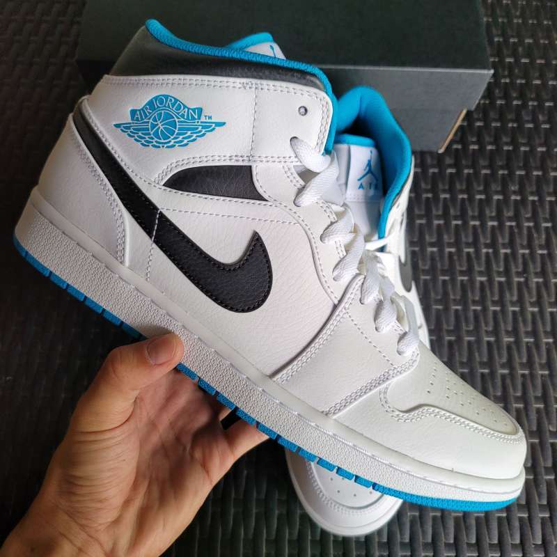 Air Jordan Mid Laser Blue White Black