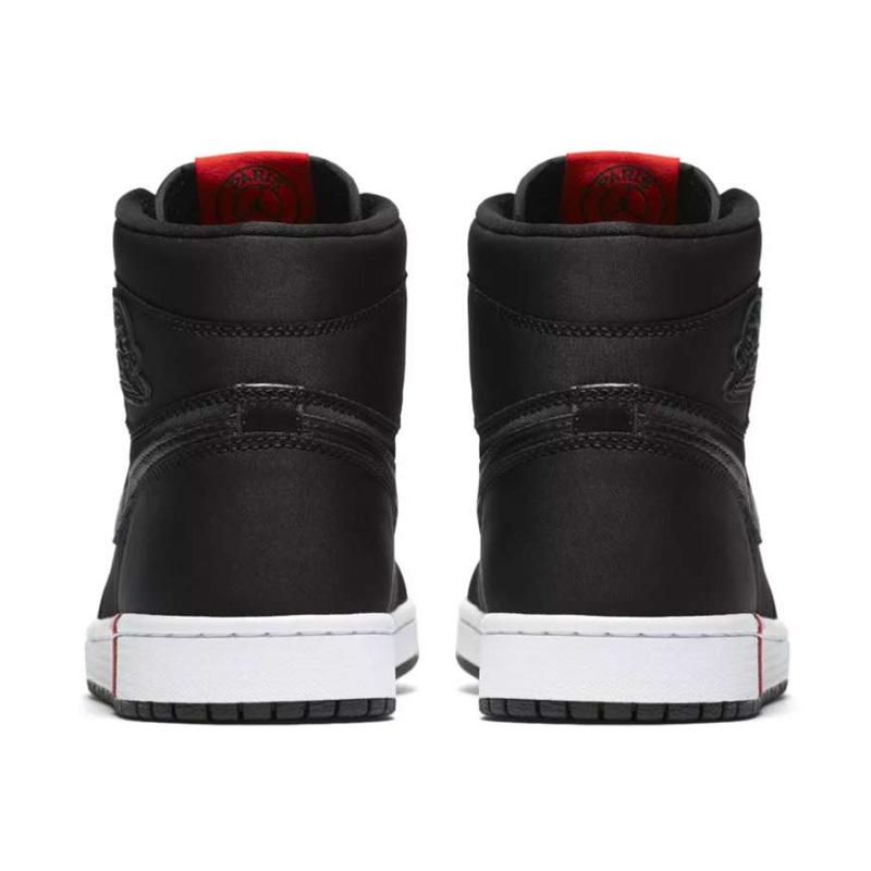Jual NIKE Air Jordan 1 Retro High OG 
