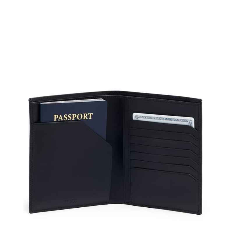 TUMI Nassau Passport Case Pria Black Textured