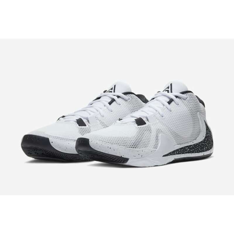 nike zoom freak 1 harga