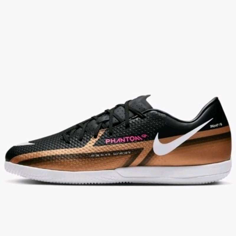 Sepatu futsal nike 2017 terbaru outlet