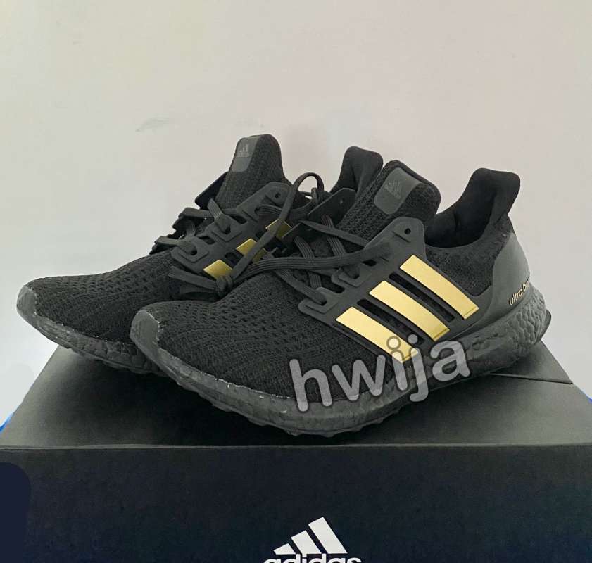 Jual Original Adidas Ultraboost Dna Running Shoes Black Gold Fu7437 Online Februari 2021 Blibli