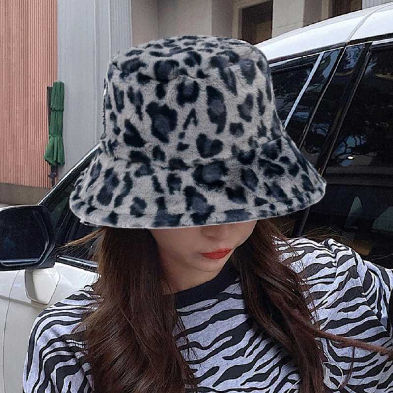 Jual Winter Fluffy Plush Bucket Hat 