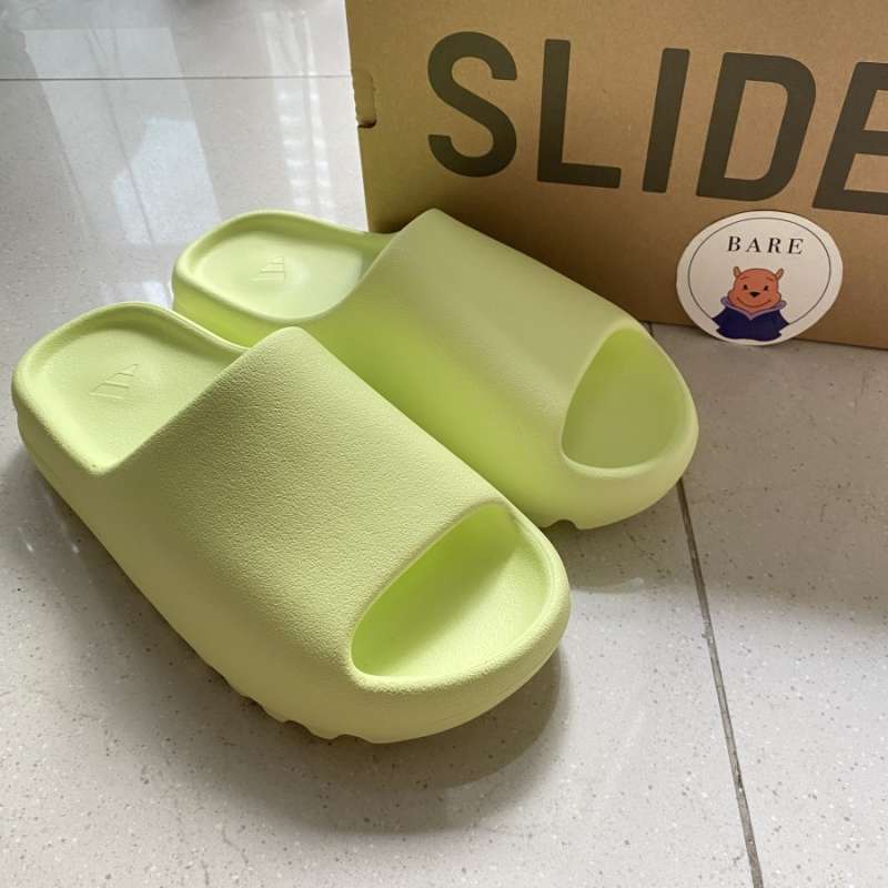 Jual Yeezy Slide Glow Green 2022 (Restock) - 5 di Seller Baregoods - USS DT  Surabaya 2023 | Blibli