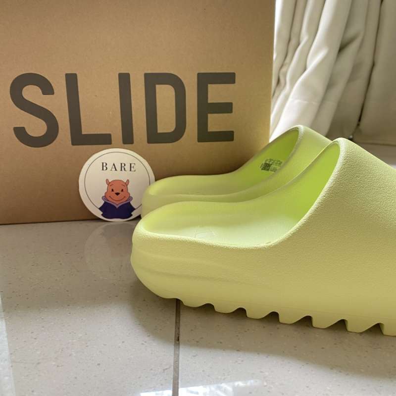 Jual Yeezy Slide Glow Green 2022 (Restock) - 5 di Seller Baregoods - USS DT  Surabaya 2023 | Blibli