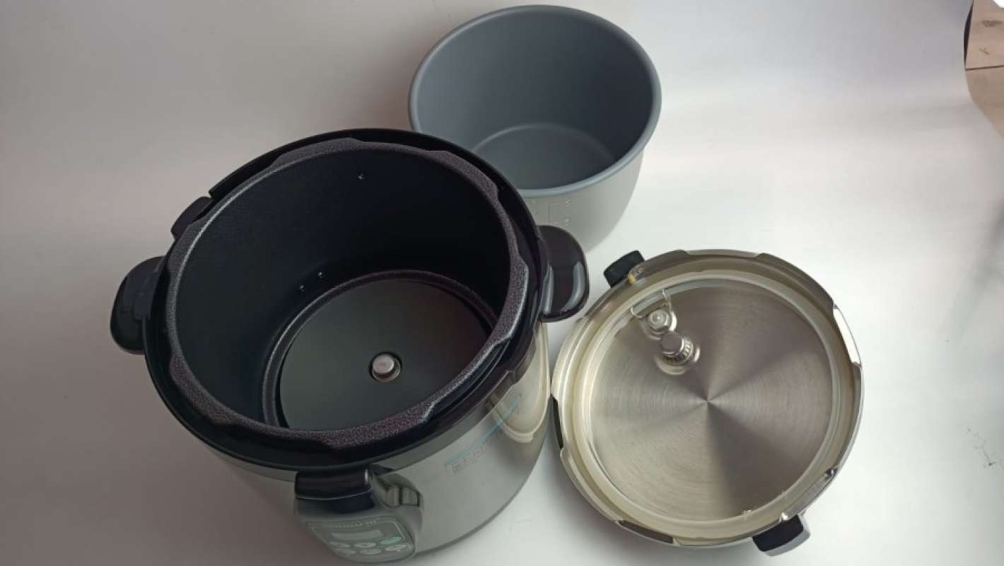 Sayodachi electric pressure cooker on sale