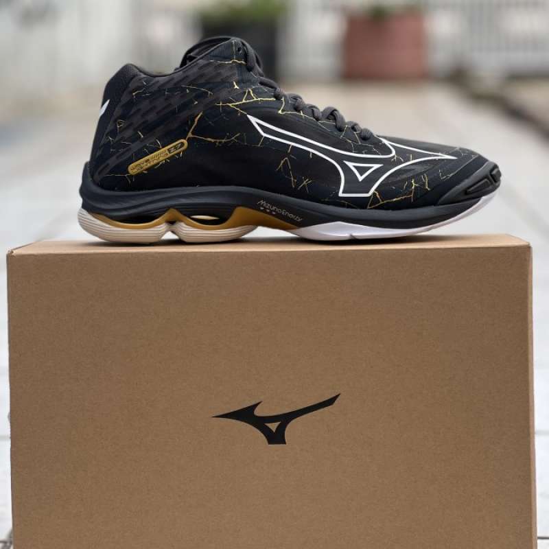 Harga mizuno wave lightning z mid 2025
