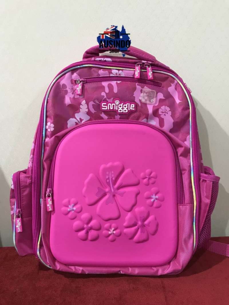 Smiggle explore on sale backpack