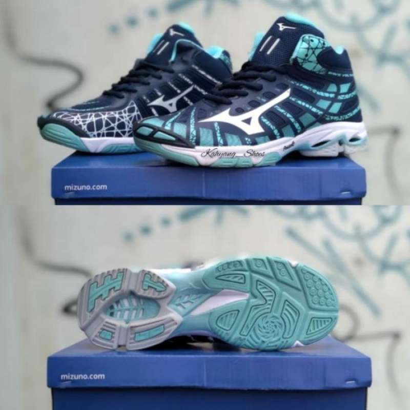 Sepatu mizuno wave lightning z 3 top