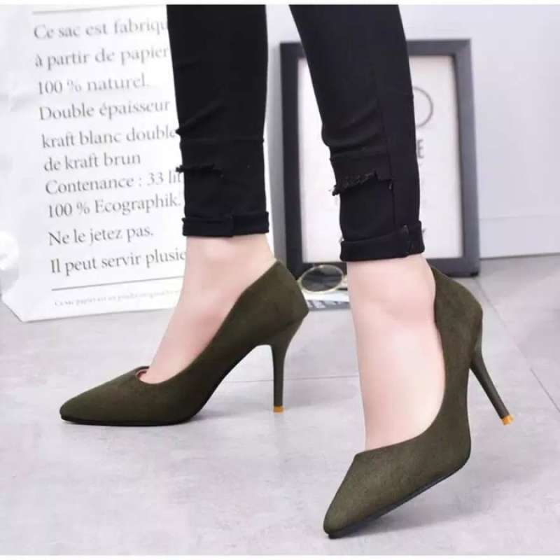 Heels polos top