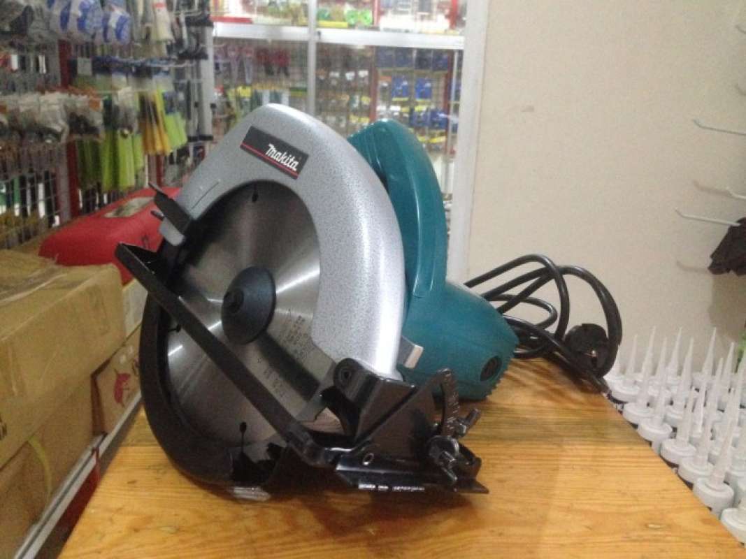 Circular saw hotsell makita 5800nb