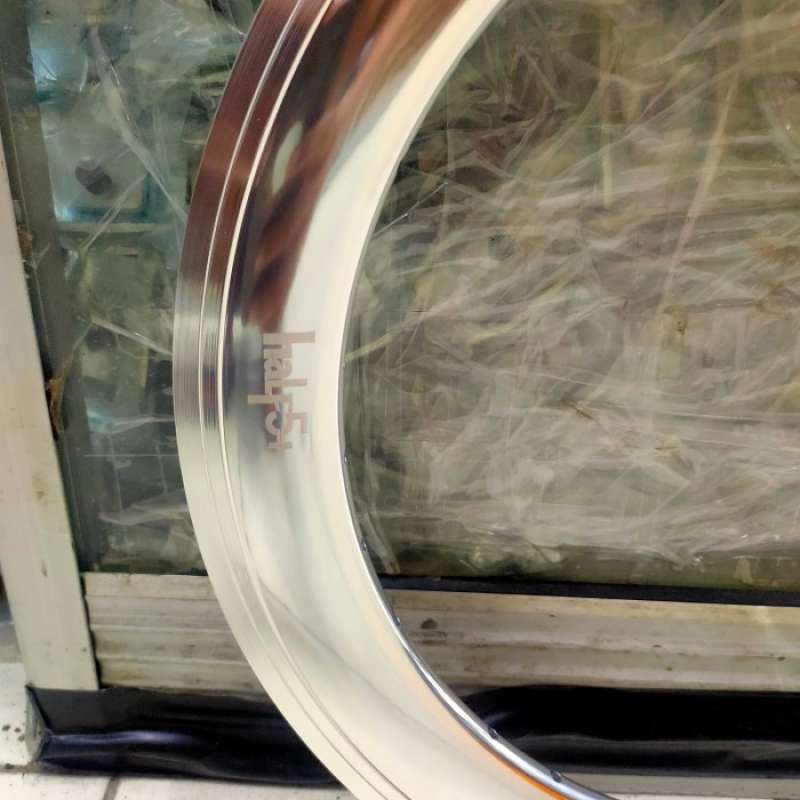 Jump hole rims sales