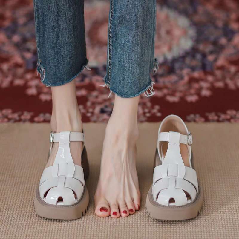 Sandal tali clearance wedges