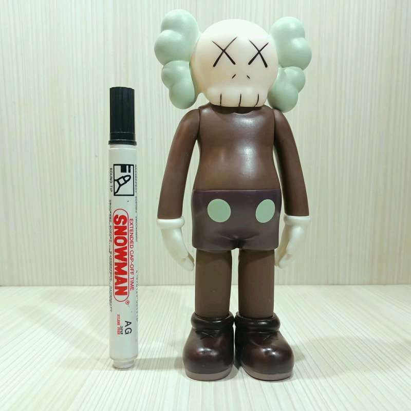 Jual kaws best sale toys