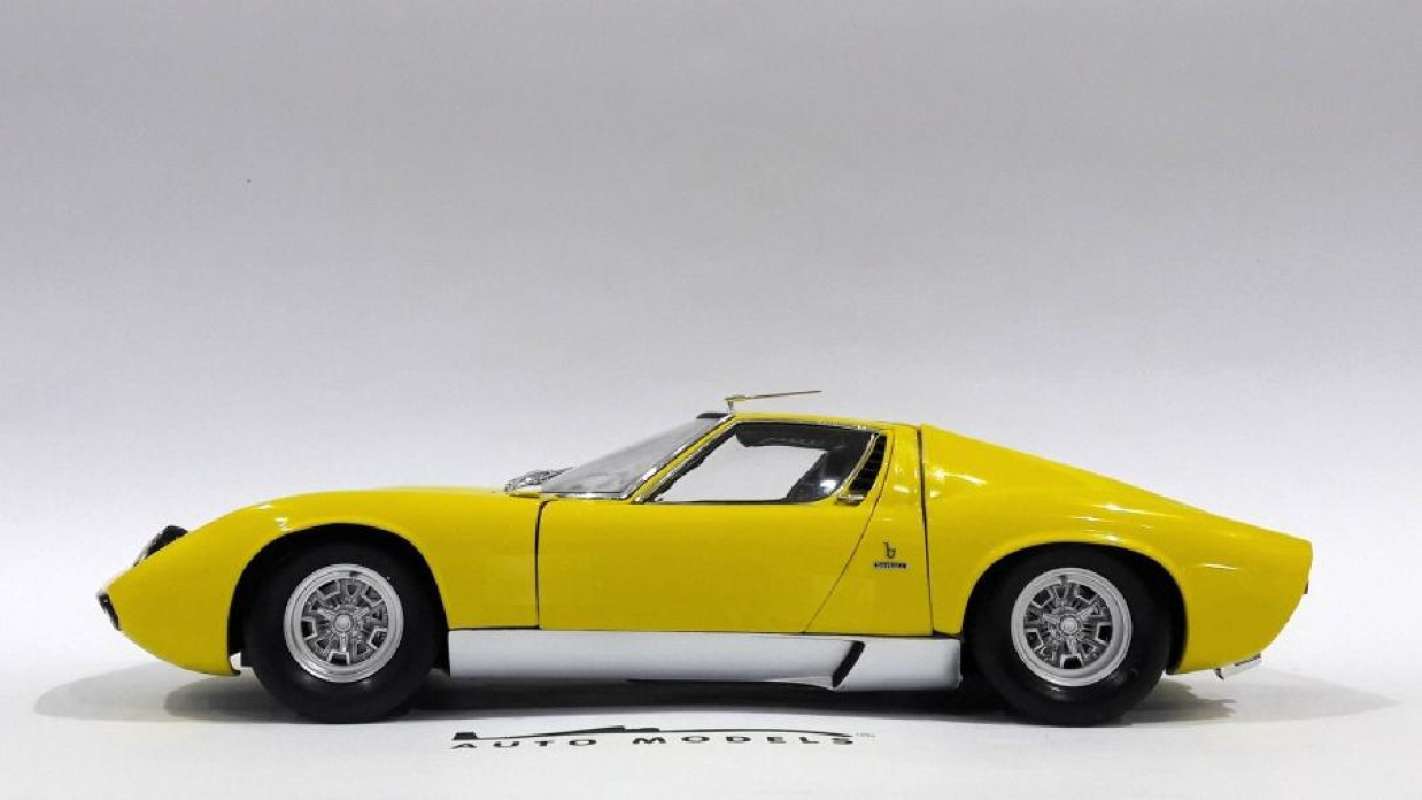 1/18 京商 ランボルギーニ ミウラP400SV イエロー/シルバー 【公式通販】