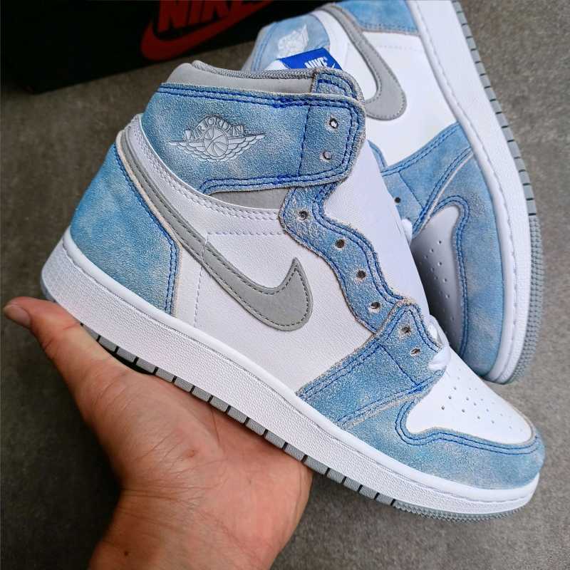 Air Jordan Retro High Hyper Royal Smoke Grey (GS)