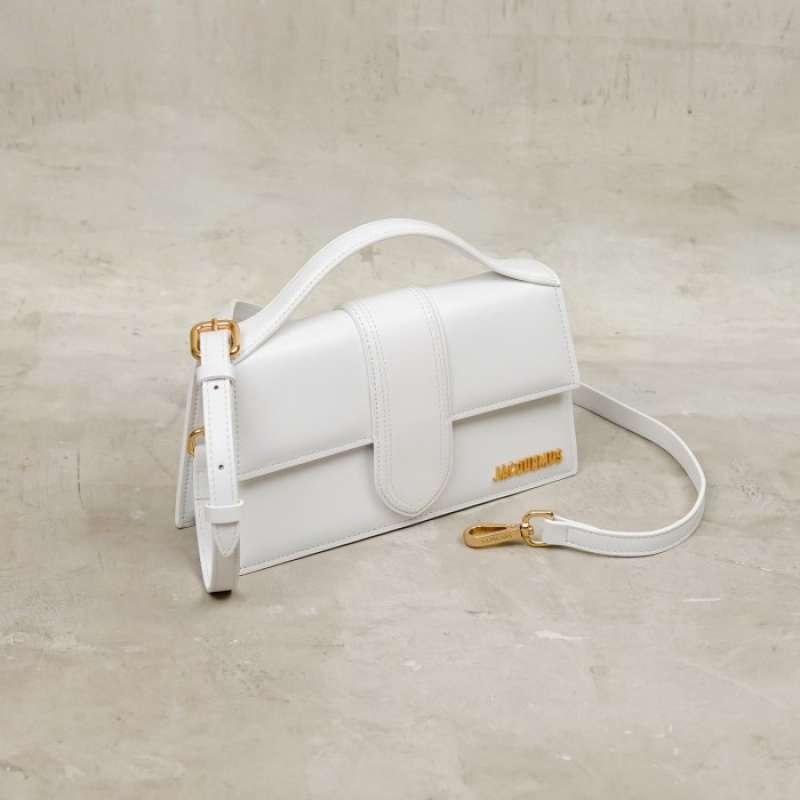 Jual Tas Jacquemus Le Grand Bambino Leather White Top Handle 100 Original Di Seller Hypesneaker.idn Official Store Hypesneaker.id Kota Semarang Blibli