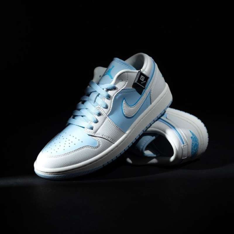 Jual Jordan Low SE Reverse Ice Blue Woman (100% Authentic) Di