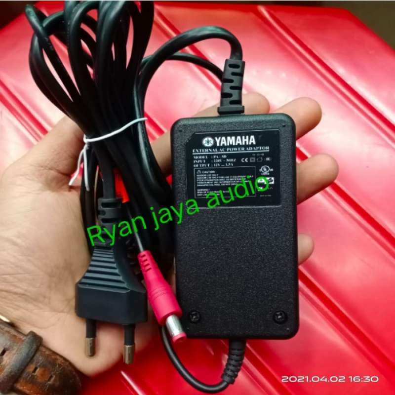 Yamaha dgx 460 top