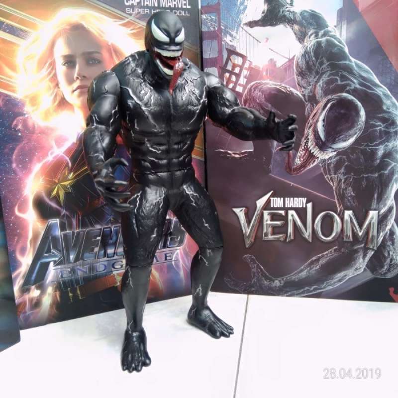 Venom tom sales hardy figure