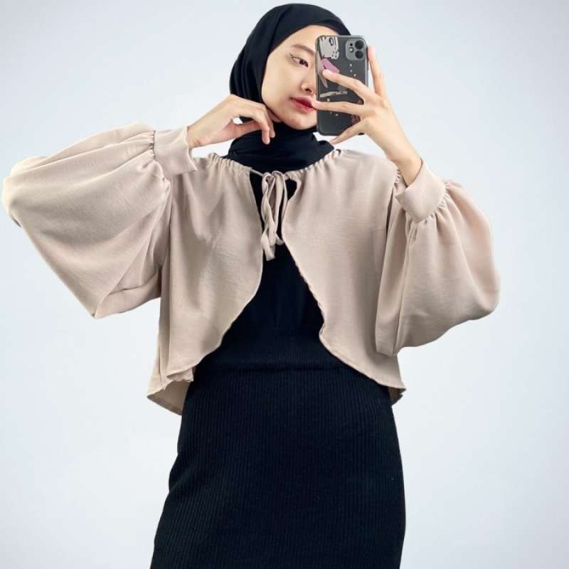 Cardigan outer clearance