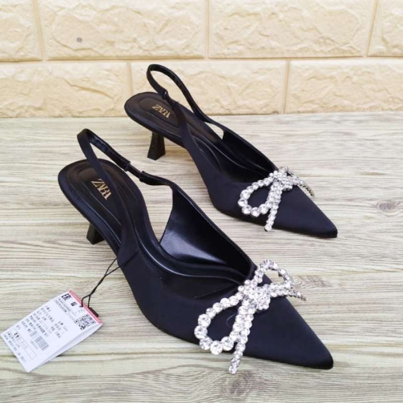 Heels terbaru sales