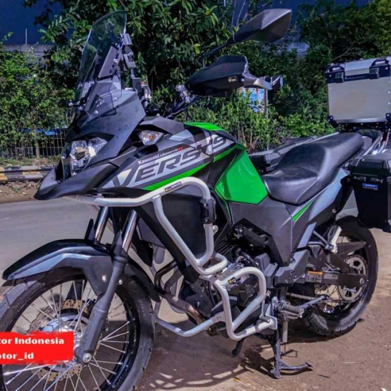 Crash bar versys deals 250