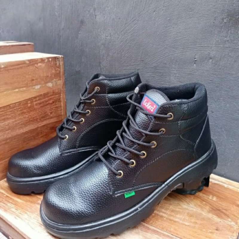 Promo sepatu safety Kickers hitam tali boot Diskon 23 di Seller