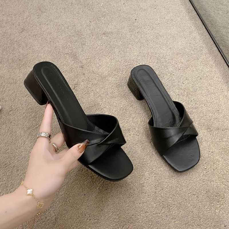 Sandal plat online