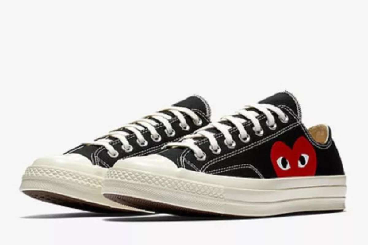 Jual converse top x cdg original