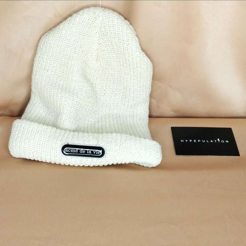 Acme beanie shop