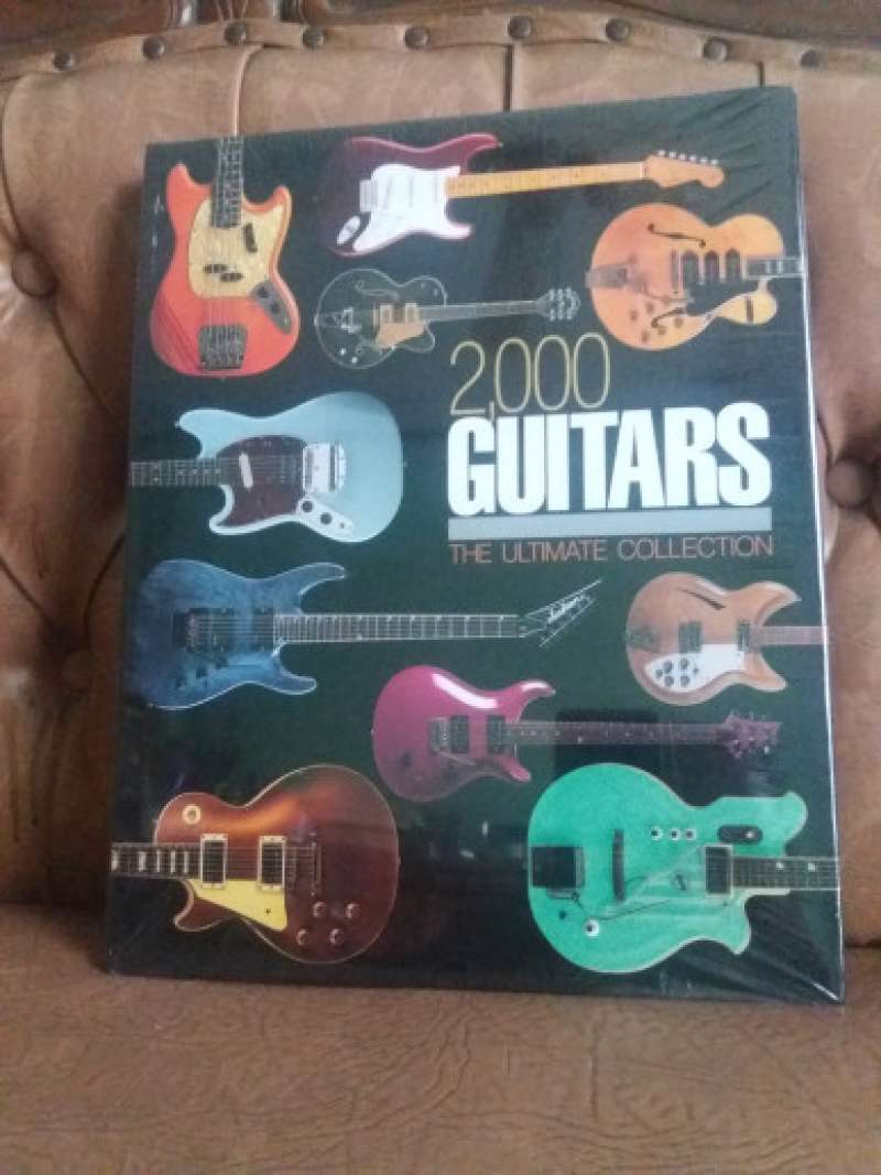 2000 guitars outlet the ultimate collection